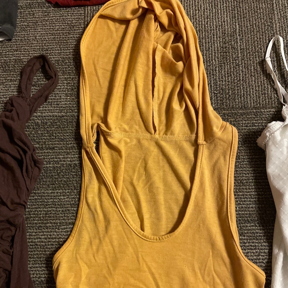 Yellow top